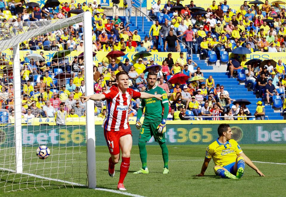 Kevin Gameiro scored twice in Atletico's 5-0 victory over Las Palmas