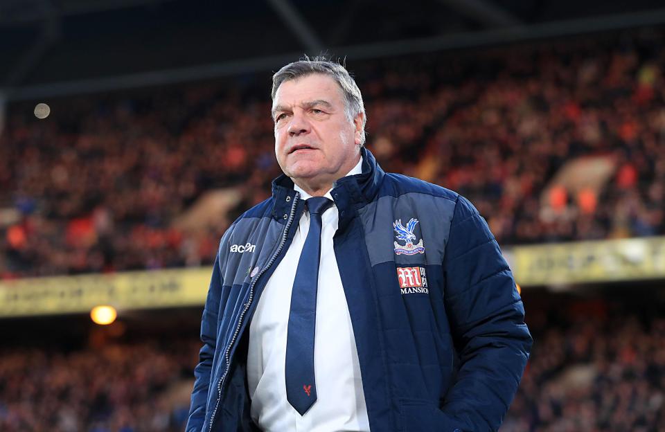  Allardyce knows he will have a fight to sign Defoe this summer
