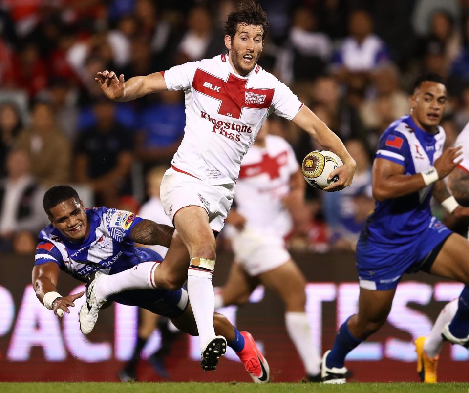 Stefan Ratchford powers through for England against Samoa