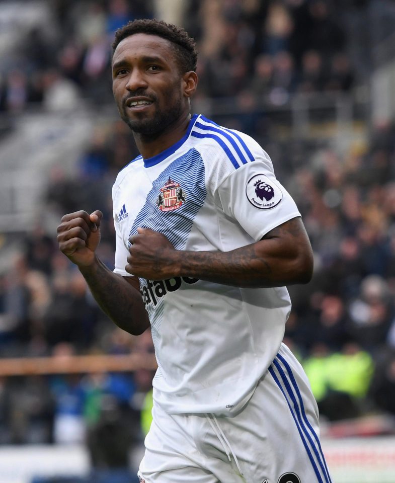 Jermain Defoe can leave Sunderland on a free transfer following their relegation to the Championship