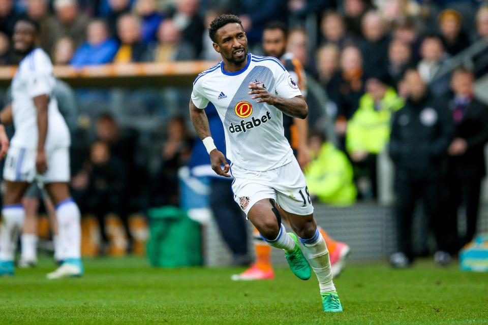 Jermain Defoe would strike fear into the heart of Championship defences - but he may well not have to