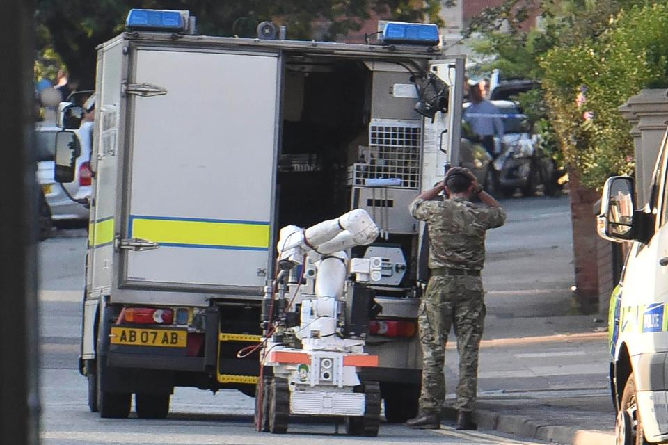  A man was arrested in Wigan on Wednesday afternoon over a suspicious package