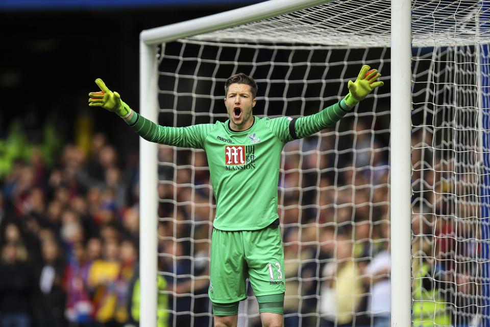 Mandanda did not last long before being dropped for Wayne Hennessey in his debut season
