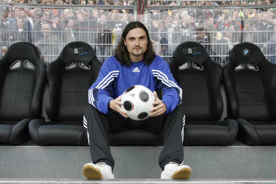 Lutz Pfannenstiel is the most well-travelled footballer of all-time