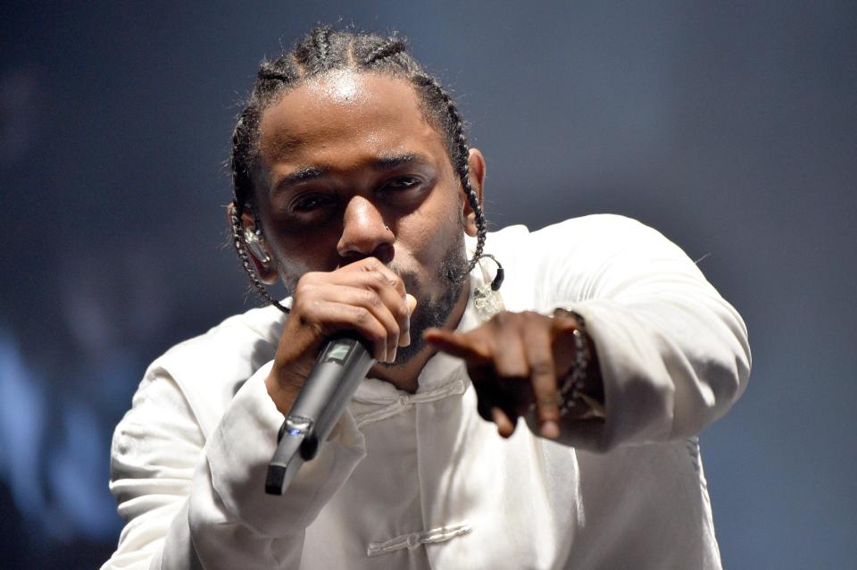  Kendrick Lamar won six awards