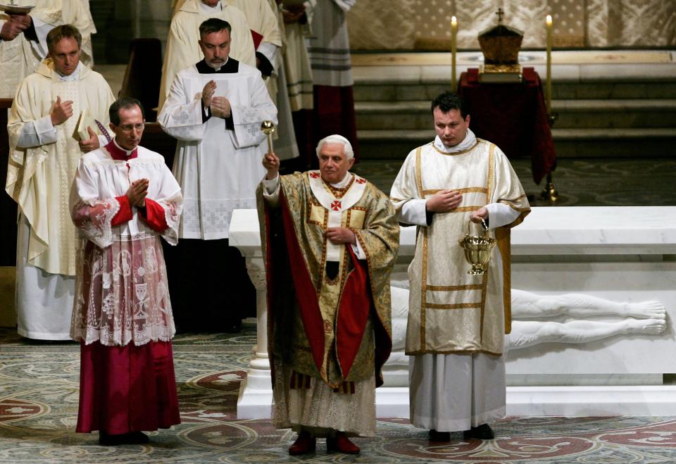 Pope Benedict addressed a congregation of 3,400 in Sydney’s St Mary’s Cathedral apologising for the abuse in 2008