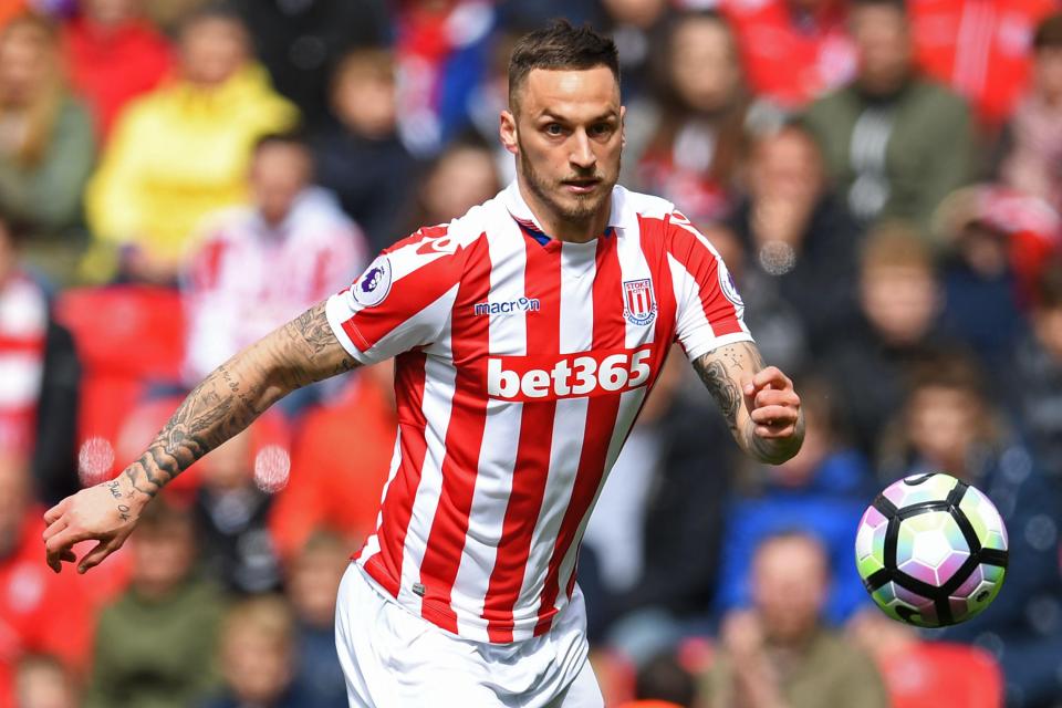 Marko Arnautovic has completed his move to West Ham from Stoke