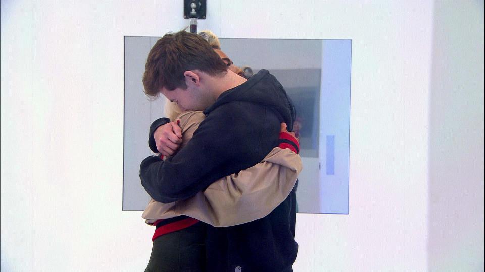  Two housemates left tonight