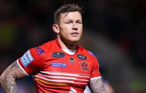 Salford fight to keep Todd Carney in Super League by opening talks over a new contract