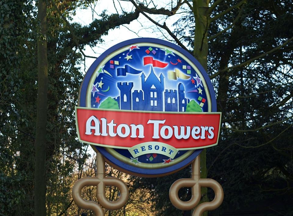  Alton Towers warned potential visitors of a ticket scam that is being widely circulated on social media