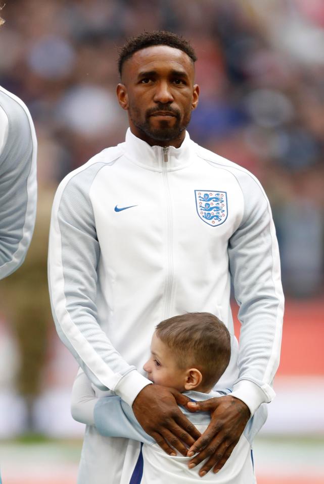  Defoe said this was his favourite picture with his 'best pal' Bradley Lowery