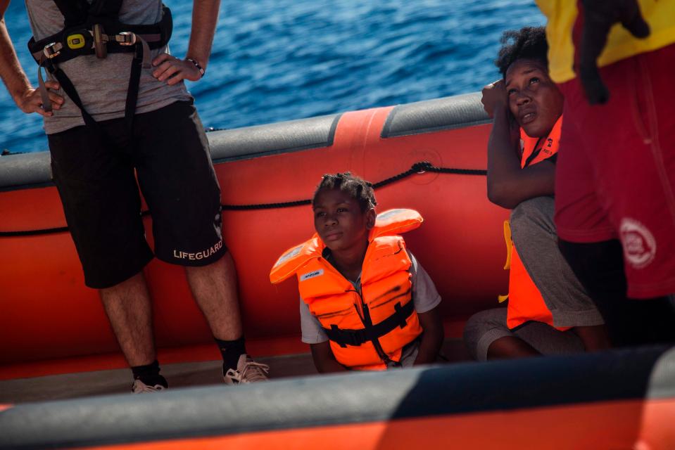  Last year 362,000 migrants arrived in Europe by sea