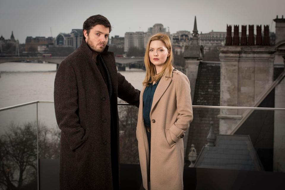  Tom Burke and Holliday Grainger in Strike