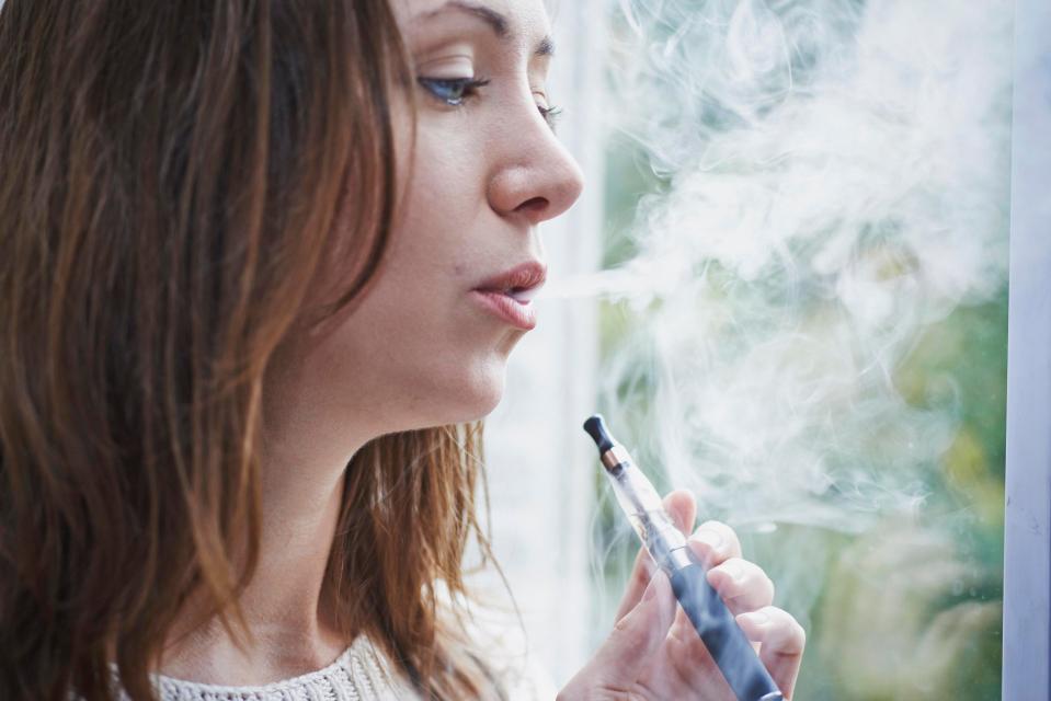 Just one vape of a e-cigarette with nicotine caused a spike of adrenaline levels in the hearts of non-smokers