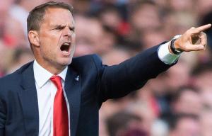 Frank de Boer held ‘critical‘ talks with Eagles chief after nightmare start