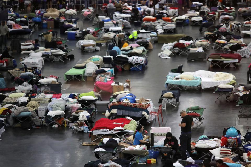  Makeshift beds have been set up for flood victims