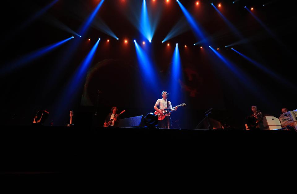 Noel performed hits including Don't Look Back in Anger and Wonderwall