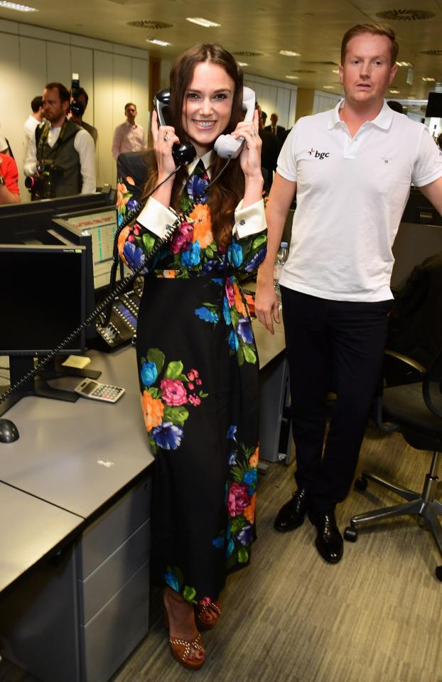  The Hollywood actress was in her element as she juggled calls on the trading floor