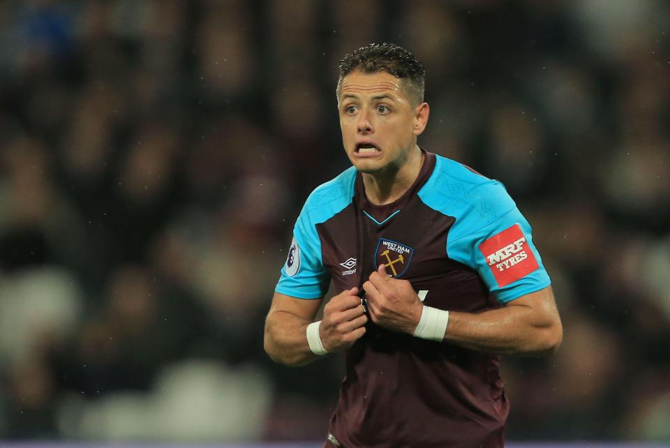  Home fans booed Slaven Bilic for his decision to bring off Javier Hernandez midway through the second half