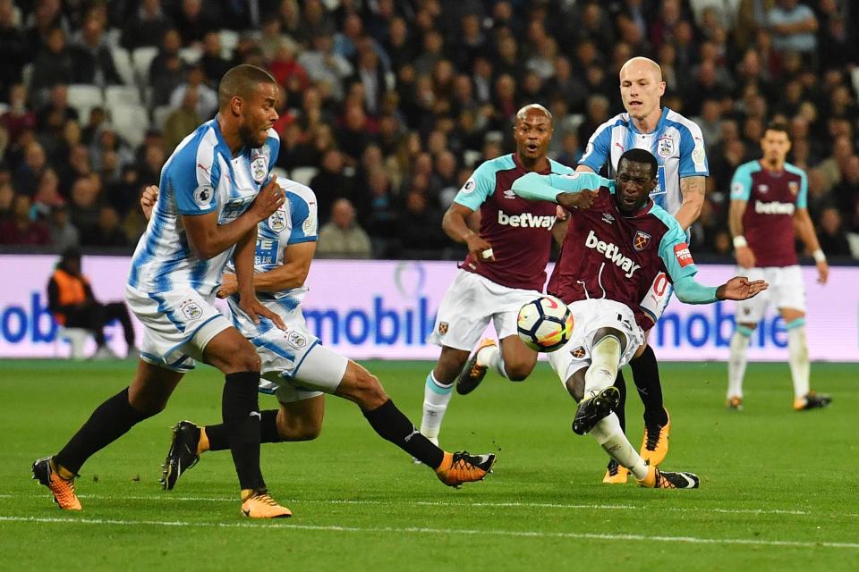  Pedro Obiang's strike took a huge deflection before flying in