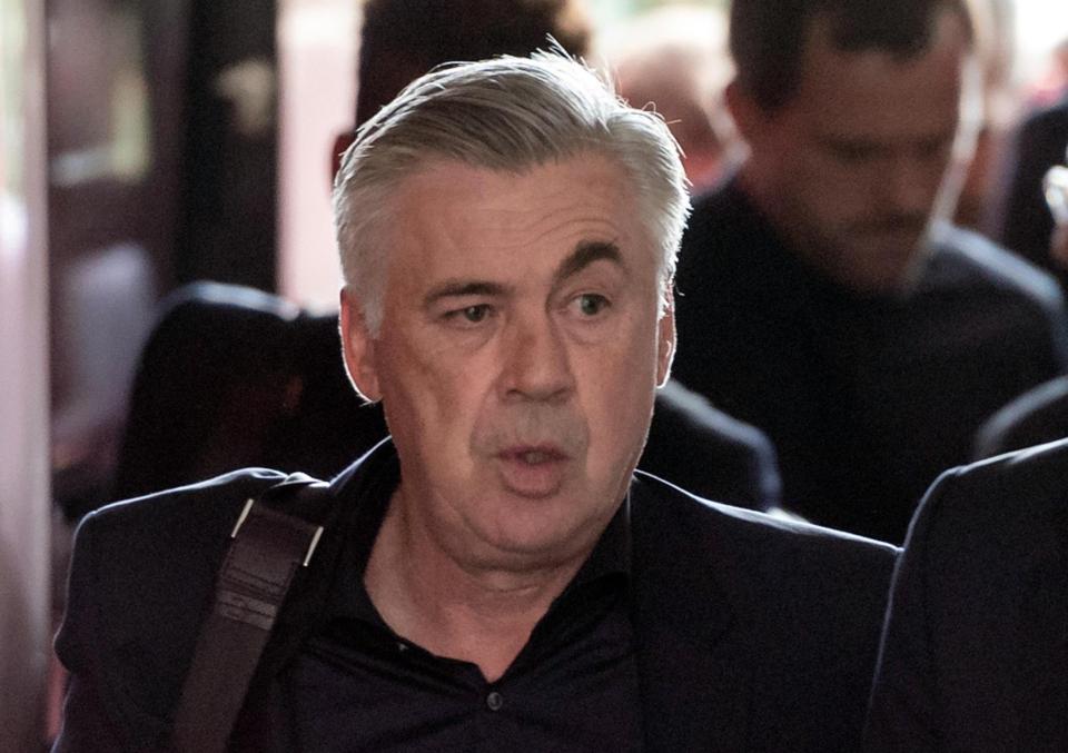  Carlo Ancelotti had five senior Bayern Munich player's turn against him
