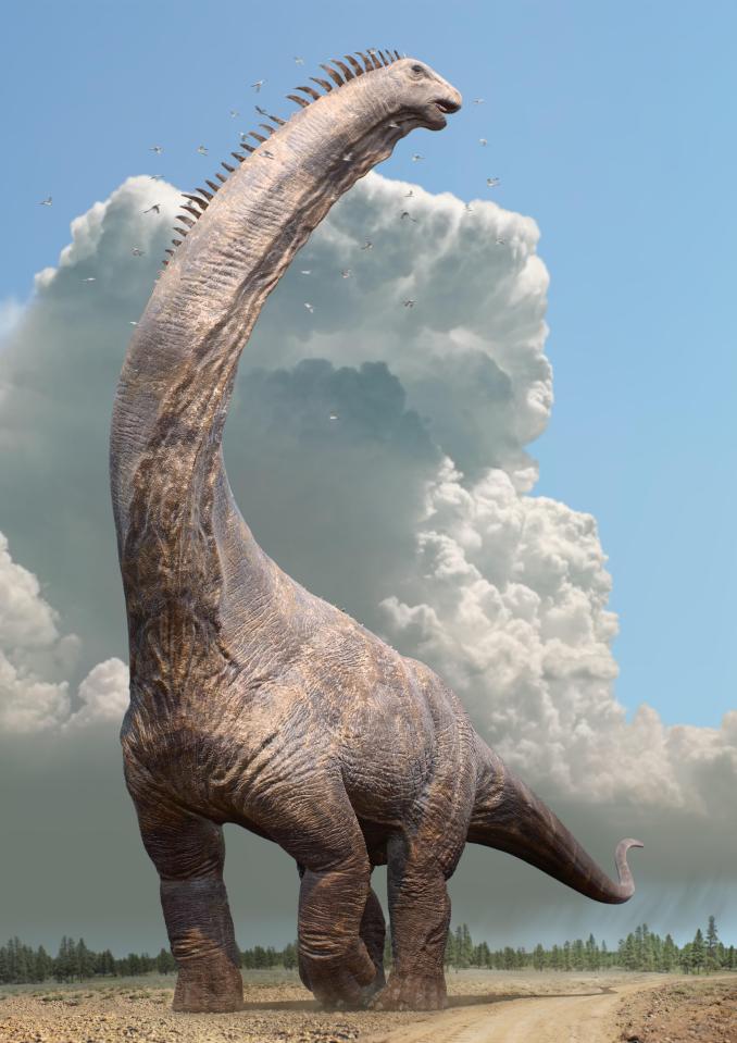  On-board actors sharing facts about dinosaurs lends an extra level of immersion to the attraction