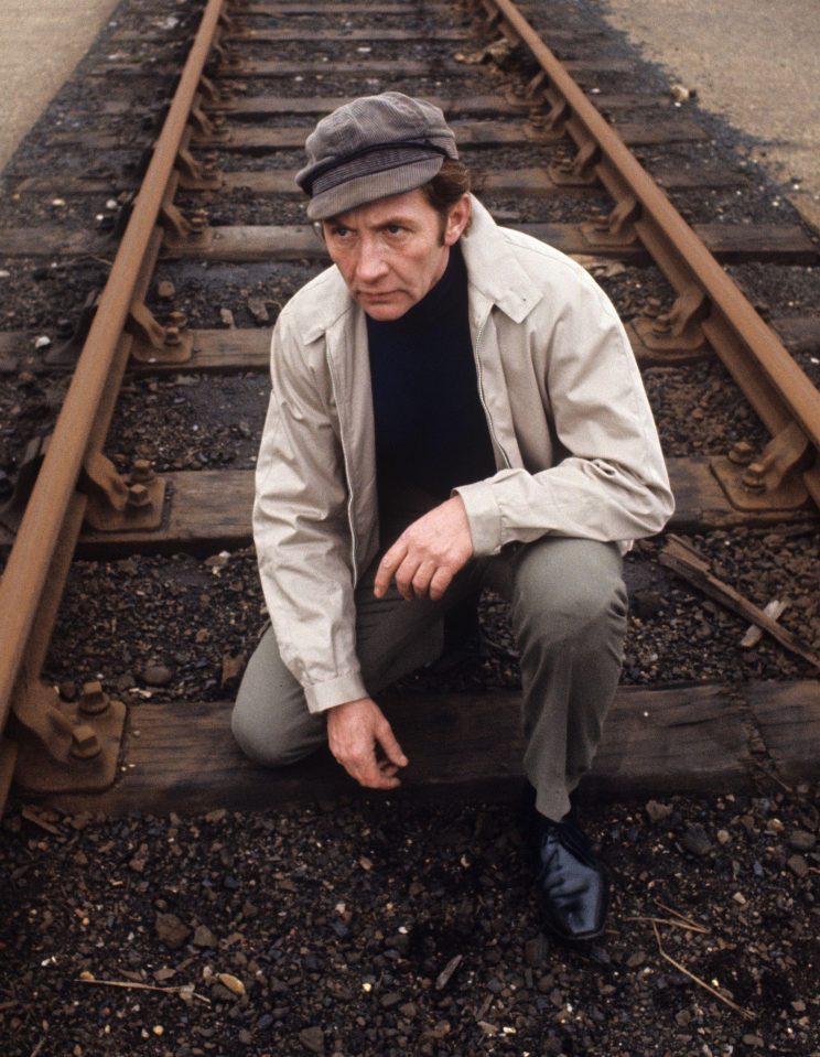  Roy Dotrice in 60s crime drama The Gold Robbers