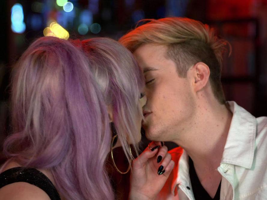  Edward shares a snog with a beauty called Anastasia - but compares tashing on with her like 'looking for buried treasure'