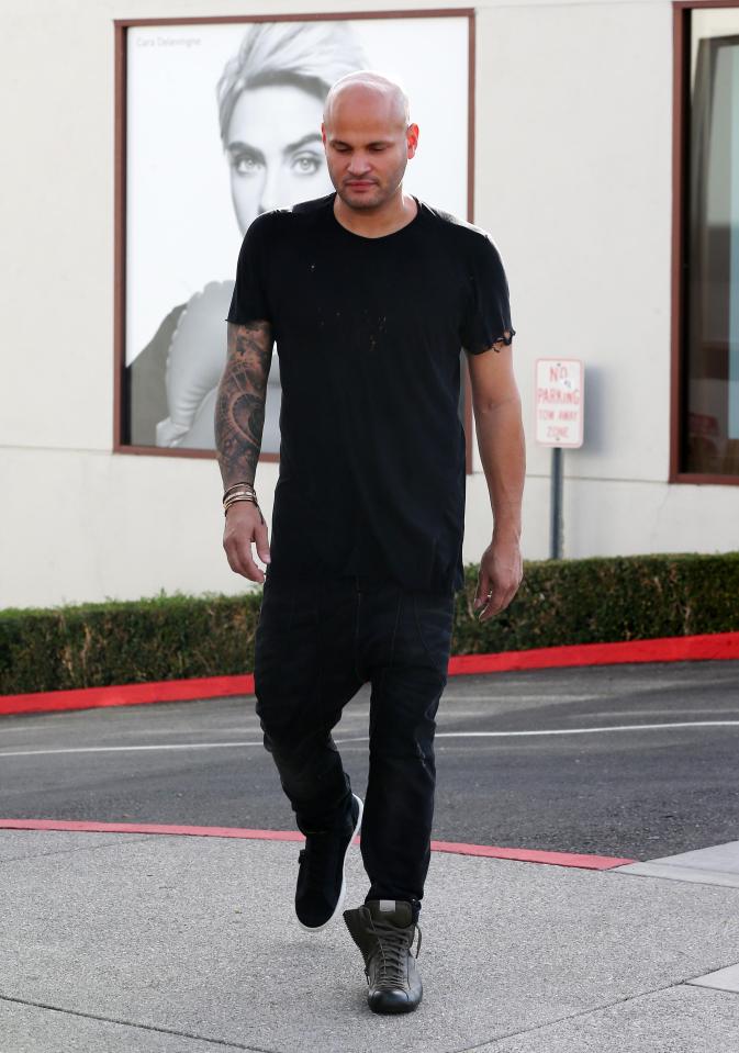  The movie producer is said to have been ordered to destroy any explicit videos he has of Mel B