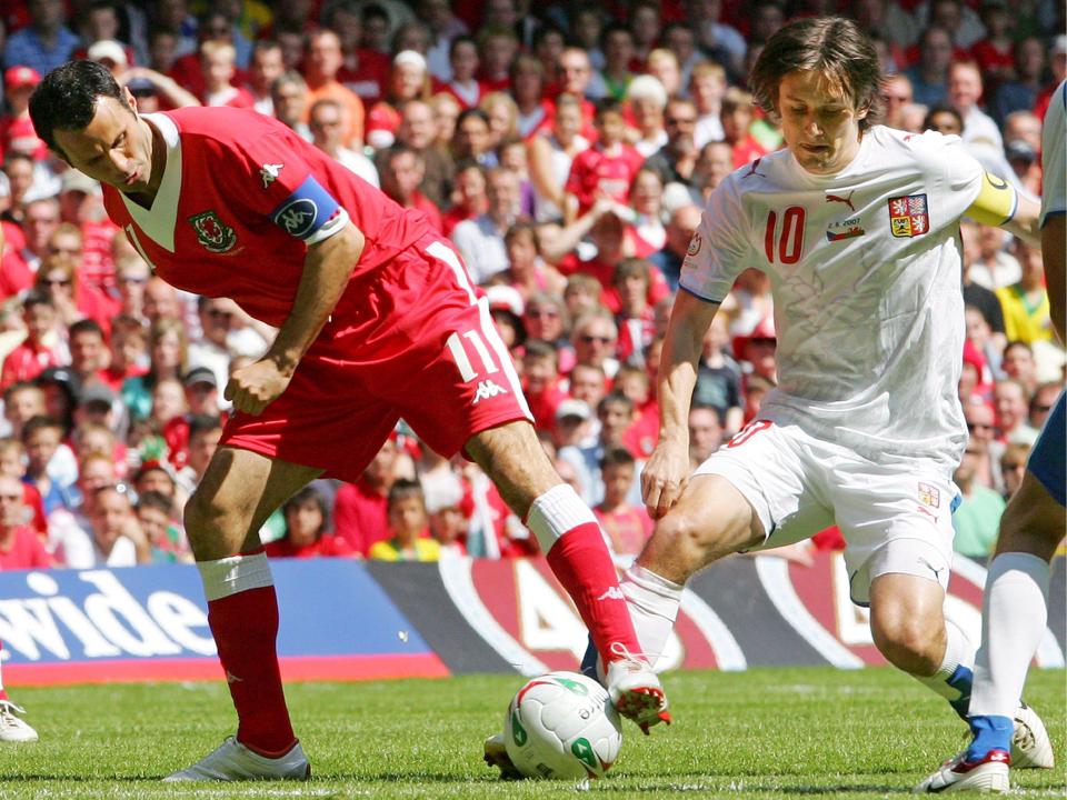 Tomas Rosicky in action for the Czech Republic against Wales