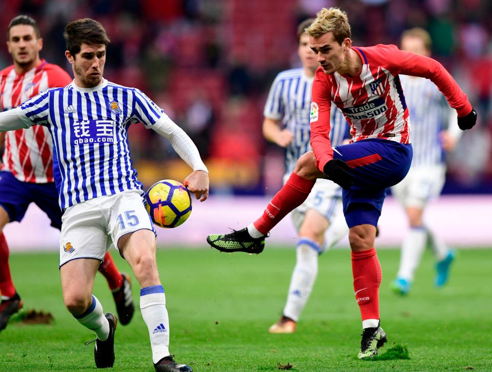  Antoine Griezmann goes for goal at the Wanda Metropolitano stadium