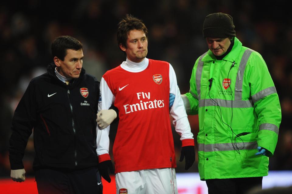 The sight of Tomas Rosicky hobbling off the pitch was all-too familiar