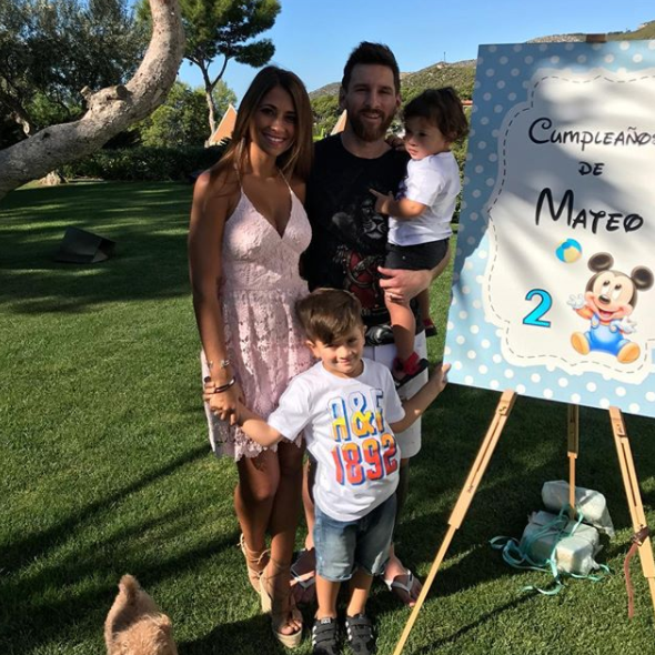  Lionel Messi and his family love that they can go about their business normally in Bellamar