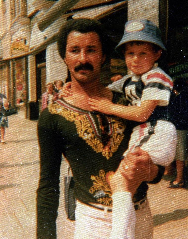  Ryan Giggs as a child with his dad