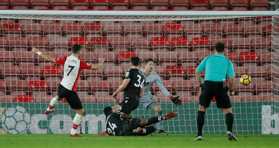  Southampton striker Shane Long opened the scoring in the 17th minute against Crystal Palace