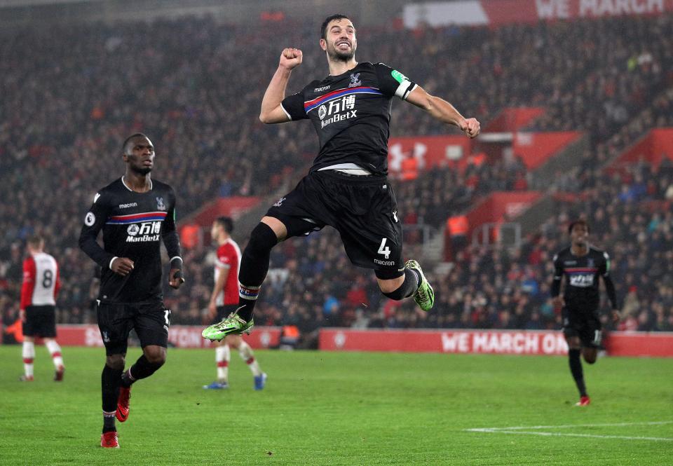  Luka Milivojevic celebrates after firing home a late winner for the Eagles