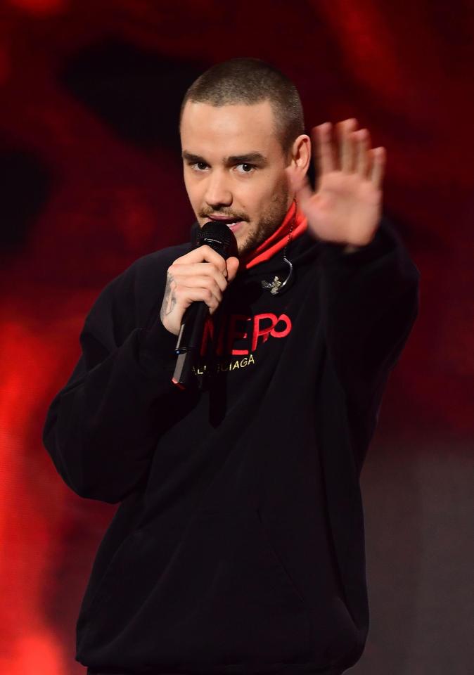  Liam dropped Kem a text to make sure he was OK following the split