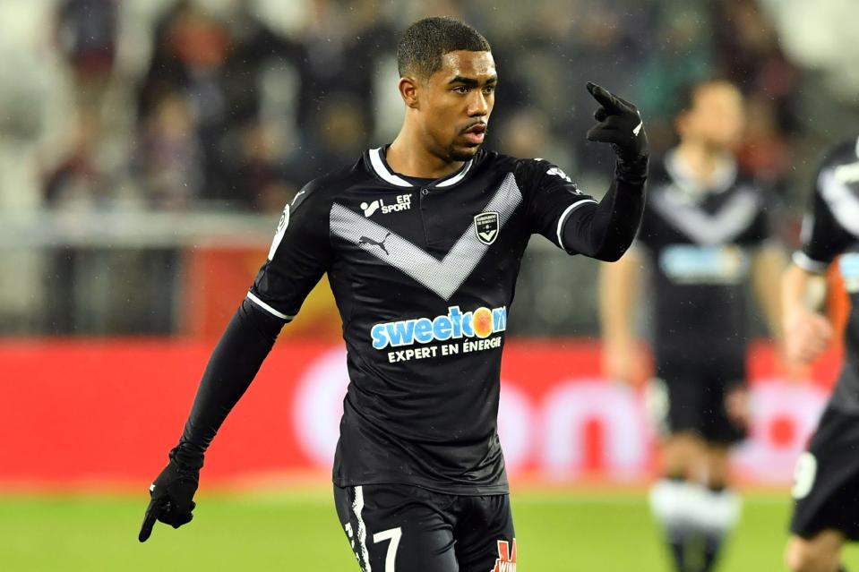 Malcom is far the better option for Arsenal in replacing Alexis Sanchez