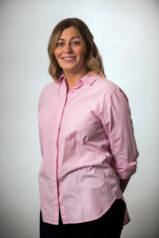  Kate Tonner finally went for a smear test after eighteen months and was diagnosed with cervical cancer five weeks later