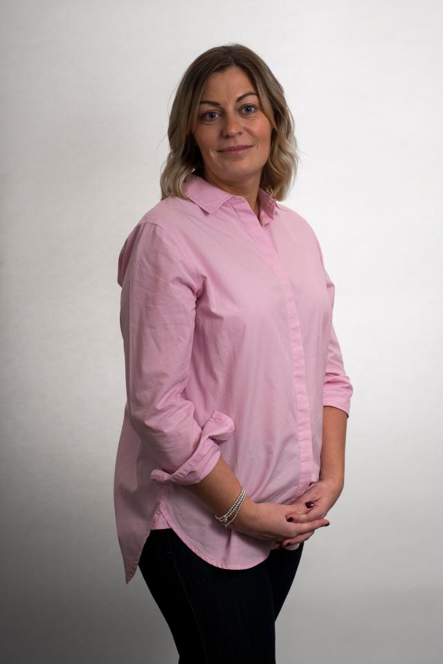  Kate Tonner says she had 61 rounds of radiotherapy and seven lots of chemotherapy instead of a three-second smear