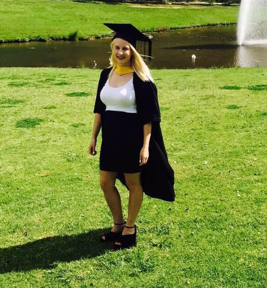 Aimee Parr was left furious after an Ikea delivery driver dumped her furniture on a footpath outside her home