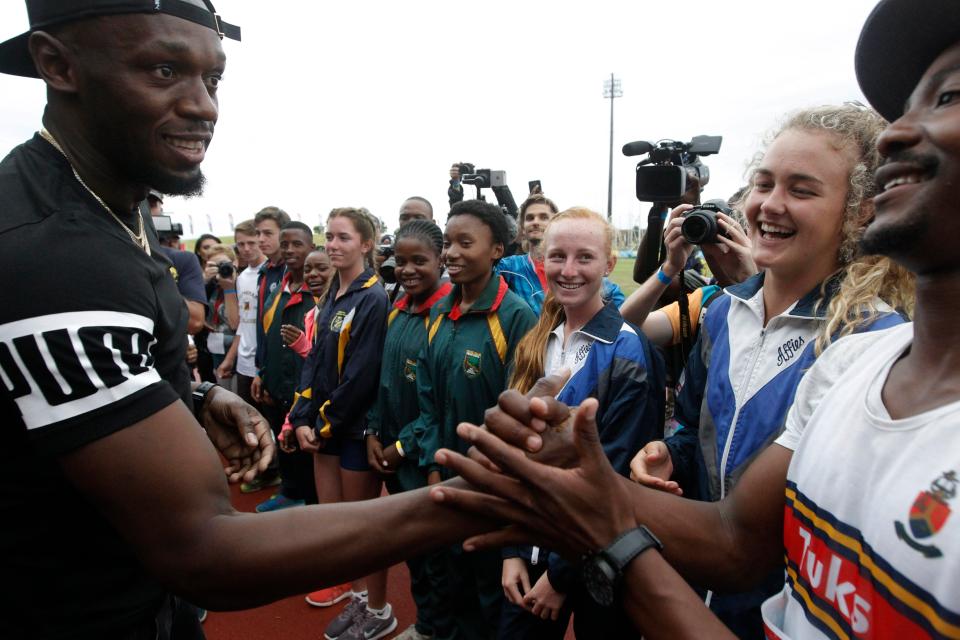  The 31-year-old met with a group of fans after the football practice