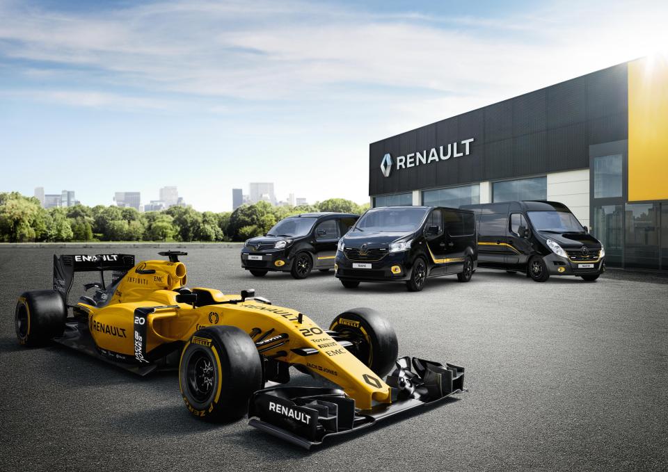 It looks the business in F1 colours
