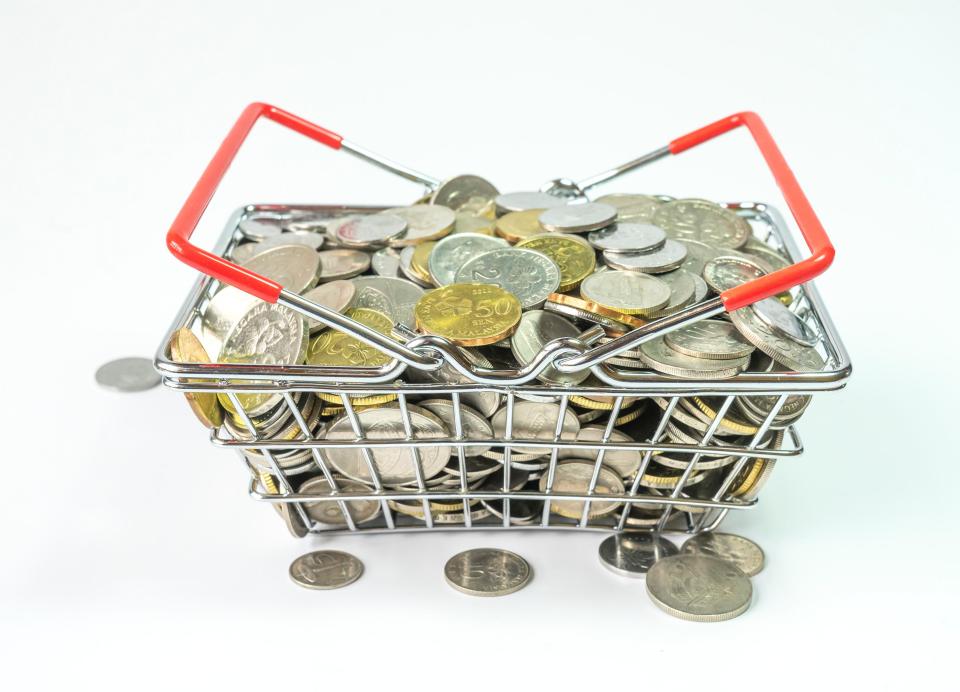 You can save hundreds of pounds on your grocery shopping