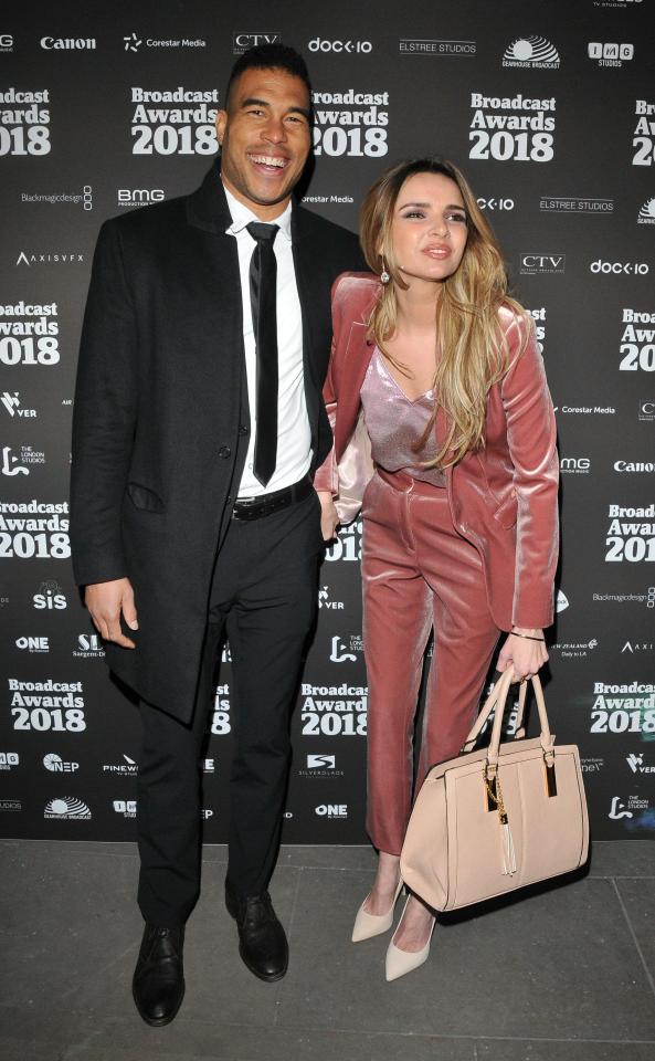 The singer was with her boyfriend Jason Bell