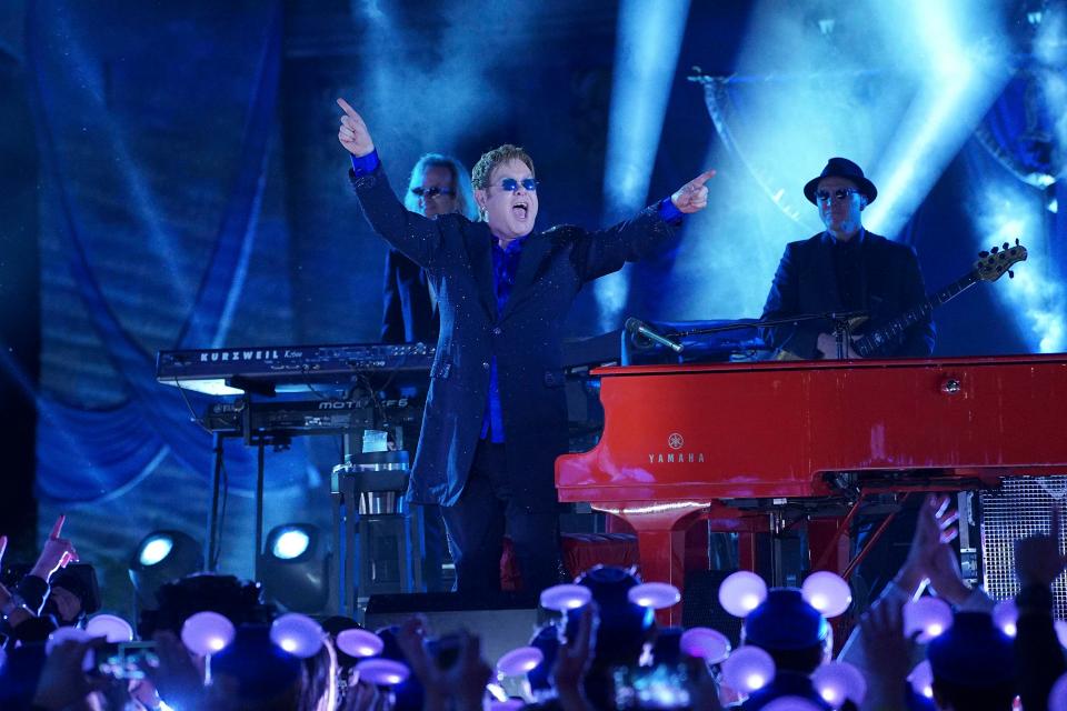  Sir Elton John is excited to work with Beyonce