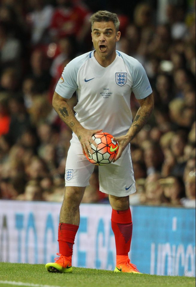  Robbie Williams reveals the five five former England stars who will join his team for this year’s Soccer Aid