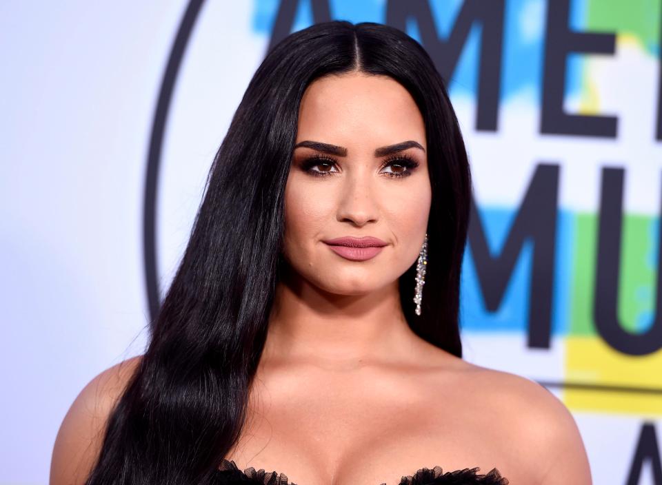  Demi Lovato has an interesting idea about mermaids