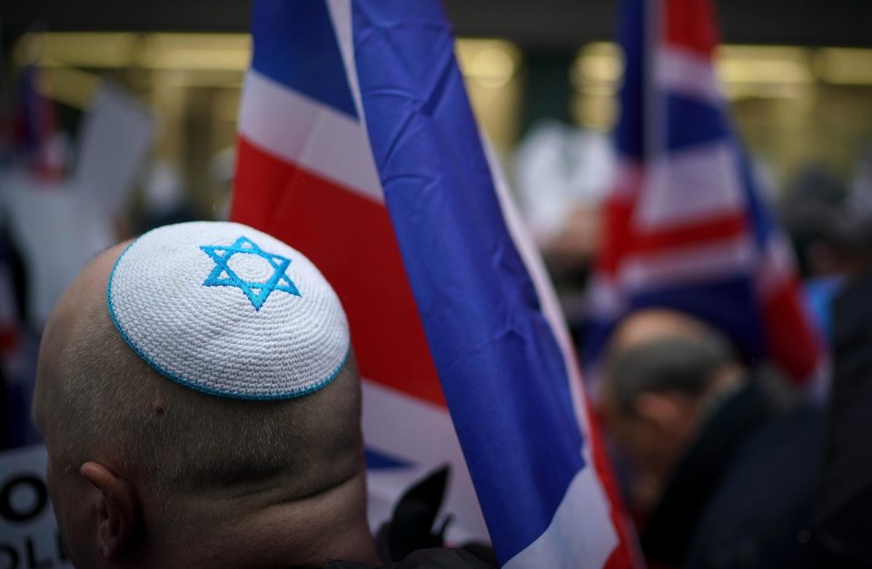  Jeremy Corbyn's party has failed to make gains in London - and the row over anti-Semitism has had an effect