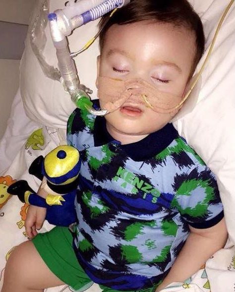 Alfie Evans' family is making a last ditch attempt to have their little boy receive treatment overseas